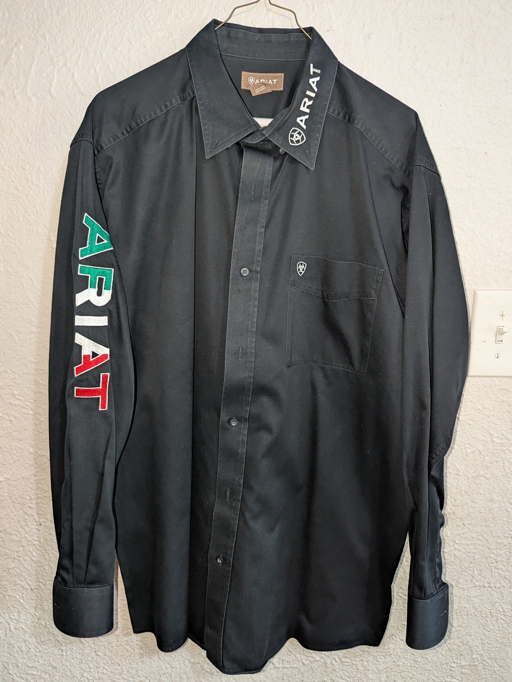 Ariat Men’s Black Button-Down Shirt with Mexico Sleeve Logo